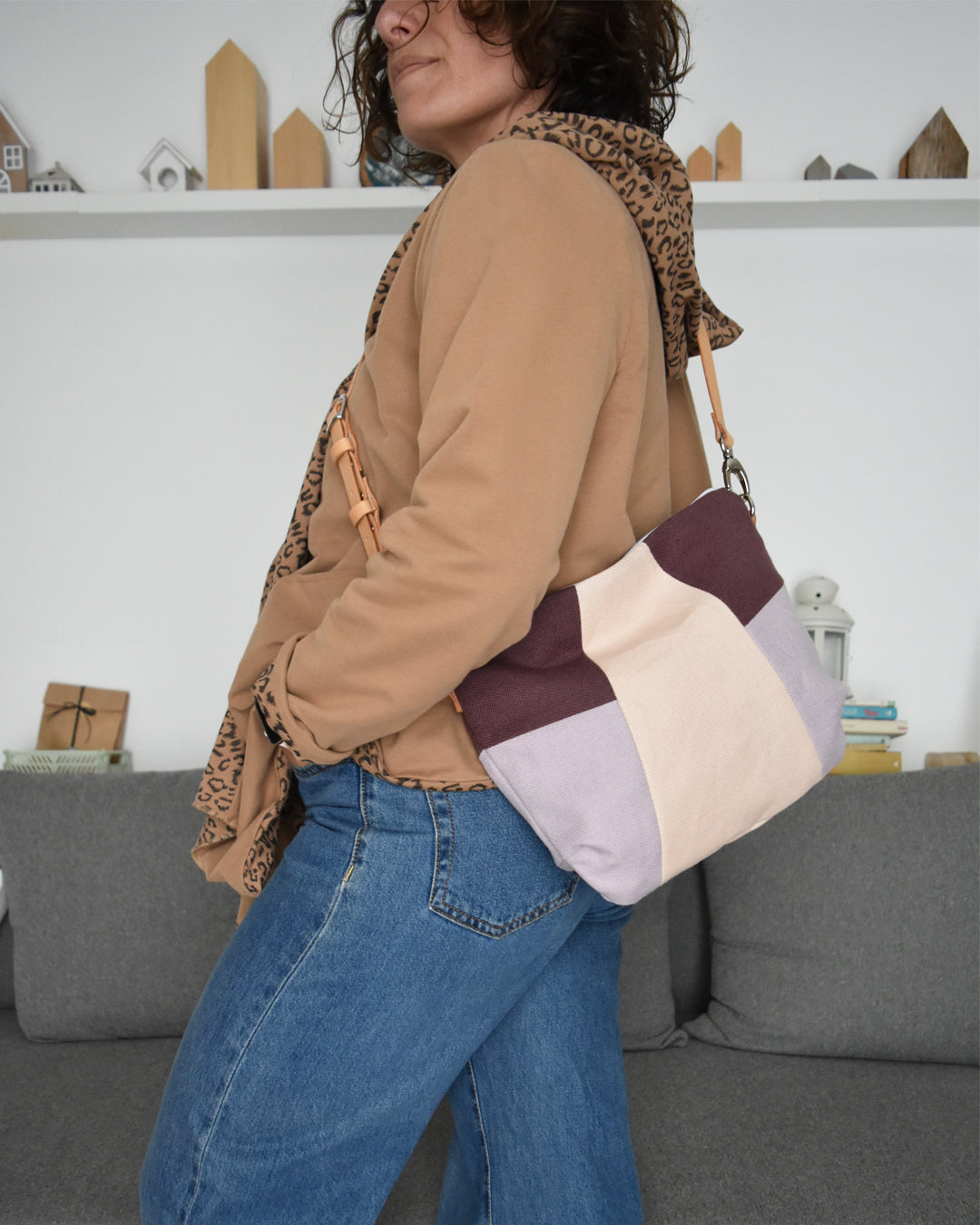 Tracolla CALATEA geometrica cipria + lilla + prugna