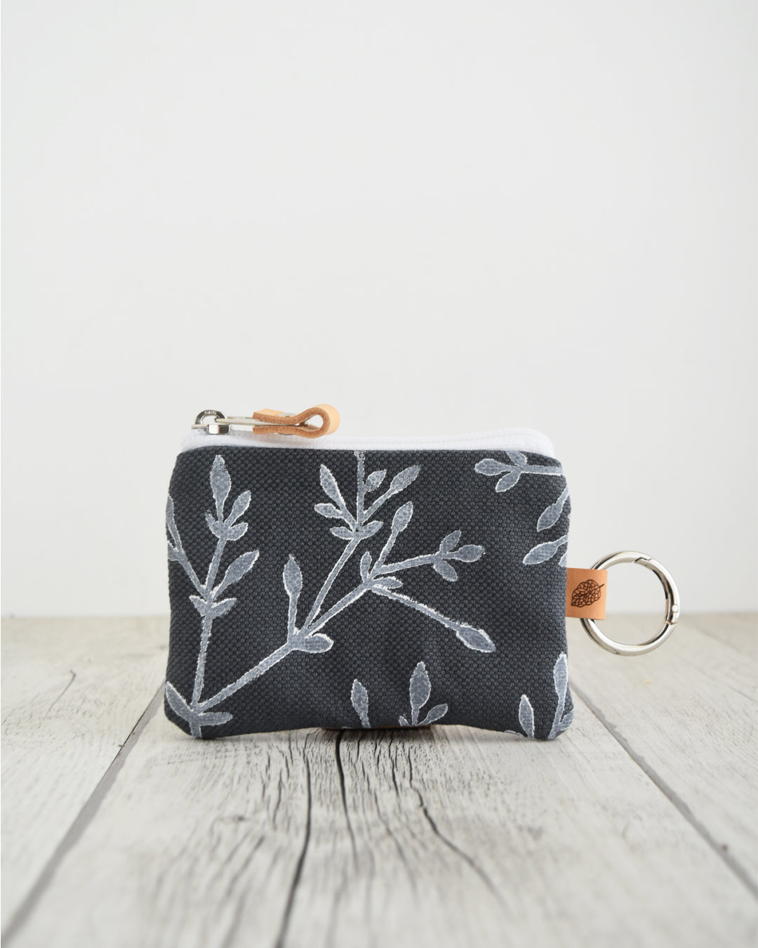 Mini pochette - porta tessere con moschettone PASSIFLORA