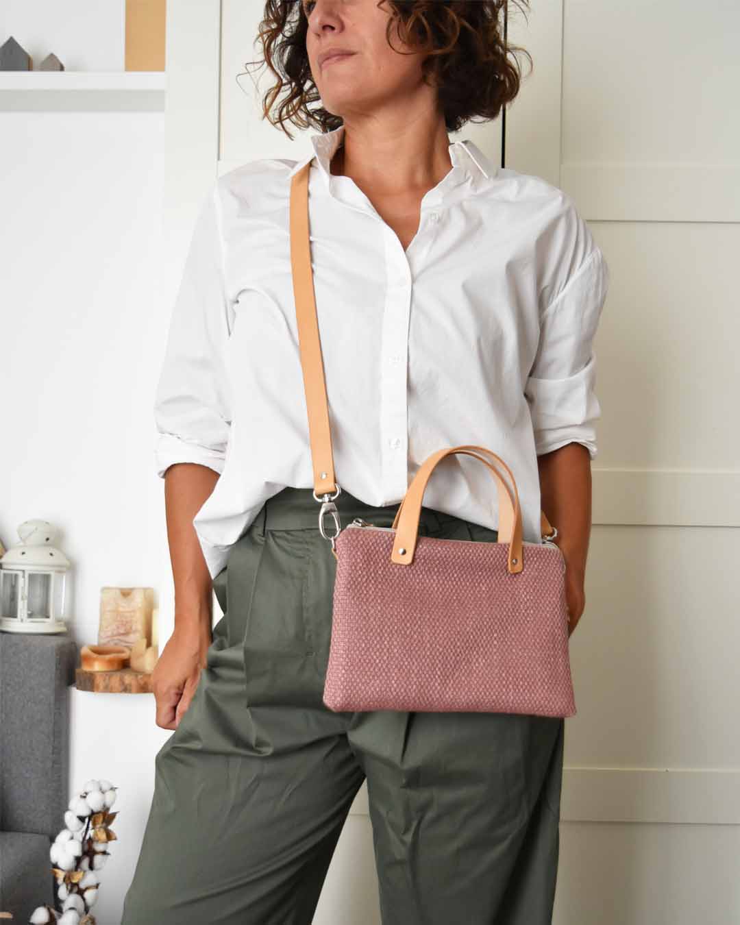 Pochette grande CHENZIA con manici - essenziale rosa