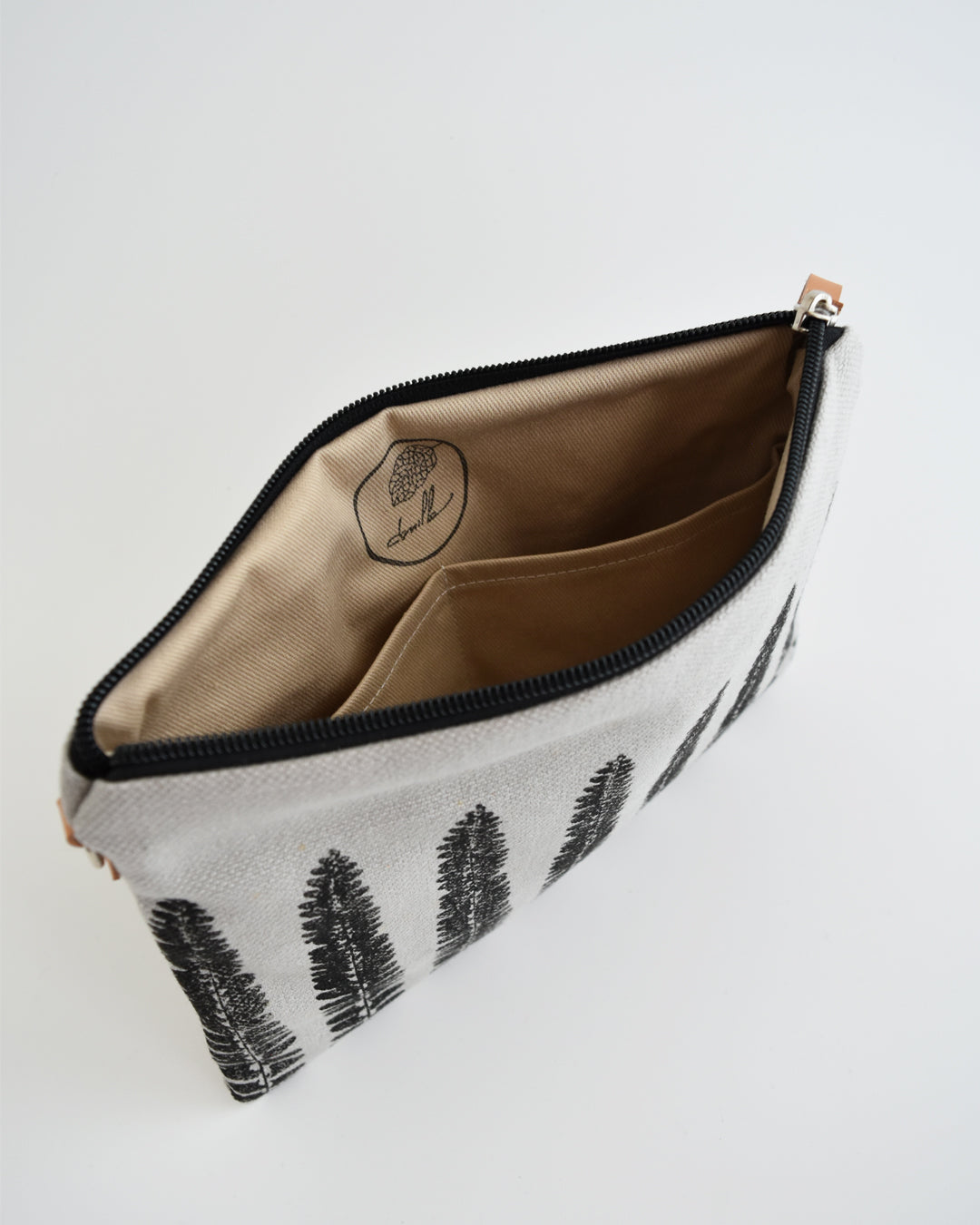 Pochette grande CHENZIA - grigio chiaro stampa felce