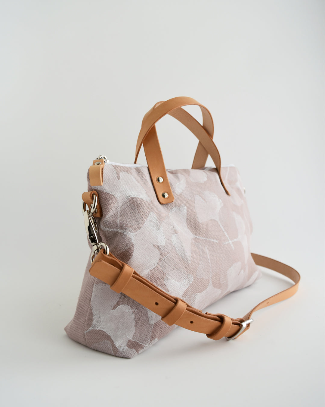 Borsa bauletto CANNELLA fiore di loto gingko bianco