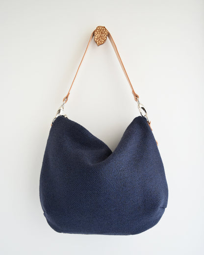 PRE ORDINE Borsa hobo bag TILIA - essenziale blu