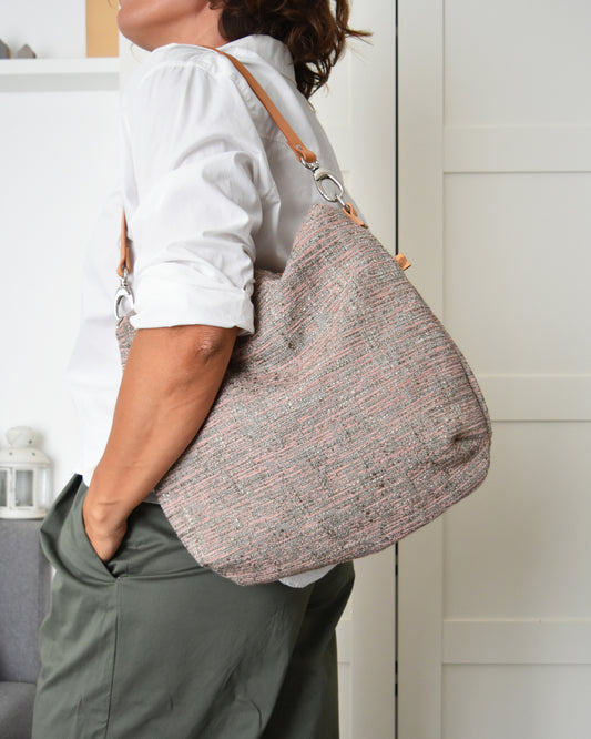 PRE ORDINE Borsa hobo bag TILIA - essenziale grigio rosa