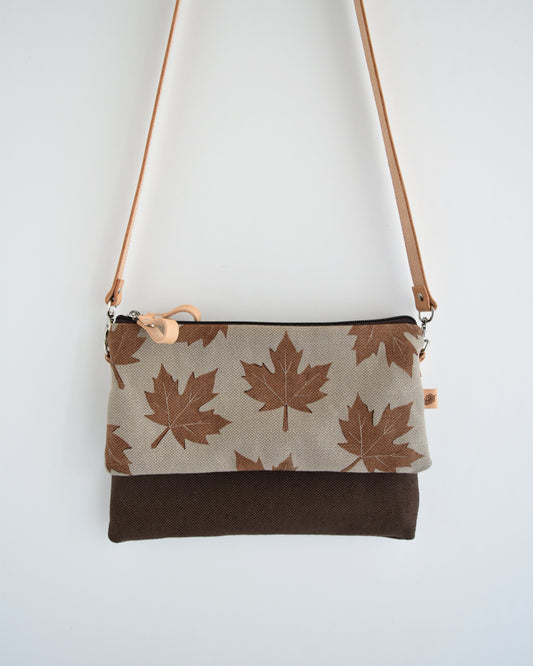 Tracolla doppia CAMELIA cioccolato + corda acero