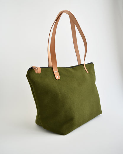 Borsa a spalla CYCAS essenziale verdone