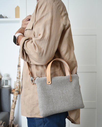 Pochette grande CHENZIA con manici - essenziale beige