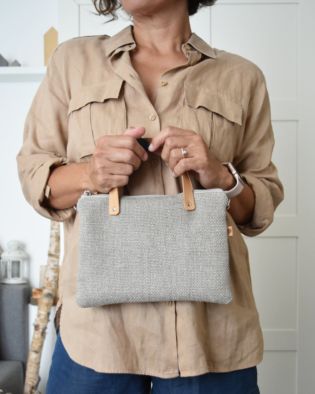Pochette grande CHENZIA con manici - essenziale beige