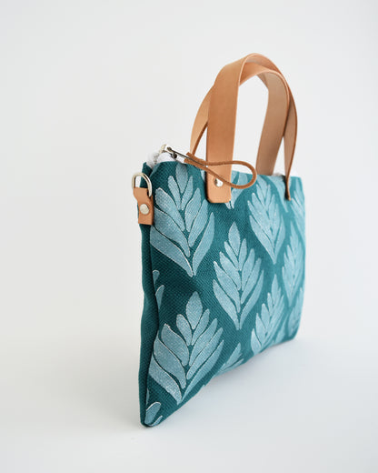 PRE ORDINE Pochette grande CHENZIA con manici - ottanio stampa achillea