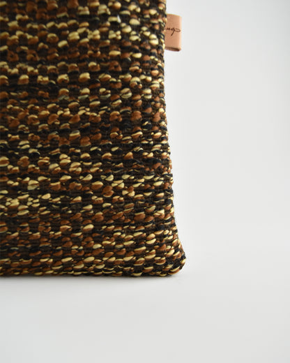 Pochette grande CHENZIA - nero marrone giallo melange essenziale